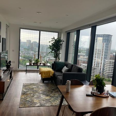 מנצ'סטר Luxury 2 Bedroom En-Suite Apartment Balcony Views מראה חיצוני תמונה